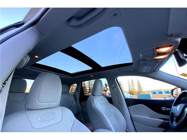 2019 Jeep Cherokee Overland (Stk: TSR86531) in Sherwood Park - Image 20 of 30