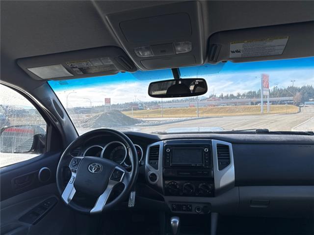 2015 Toyota Tacoma V6 (Stk: T101263A) in Cranbrook - Image 5 of 10