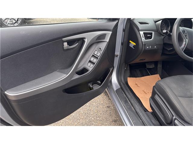 2016 Hyundai Elantra GL (Stk: TS139A) in Kamloops - Image 5 of 16