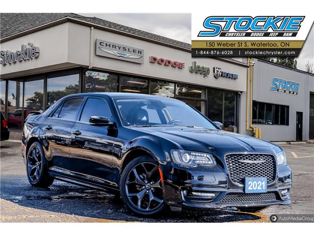 2021 Chrysler 300 Touring (Stk: 46470) in Waterloo - Image 1 of 28