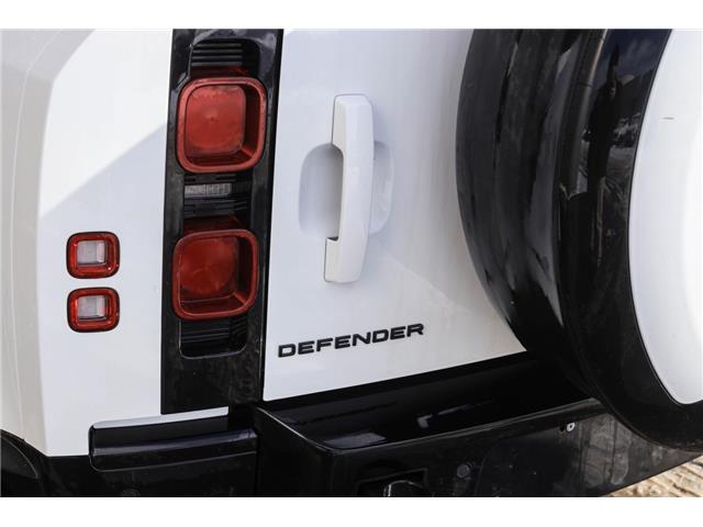 2025 Land Rover Defender P400 X-Dynamic SE (Stk: PL00888) in London - Image 12 of 36