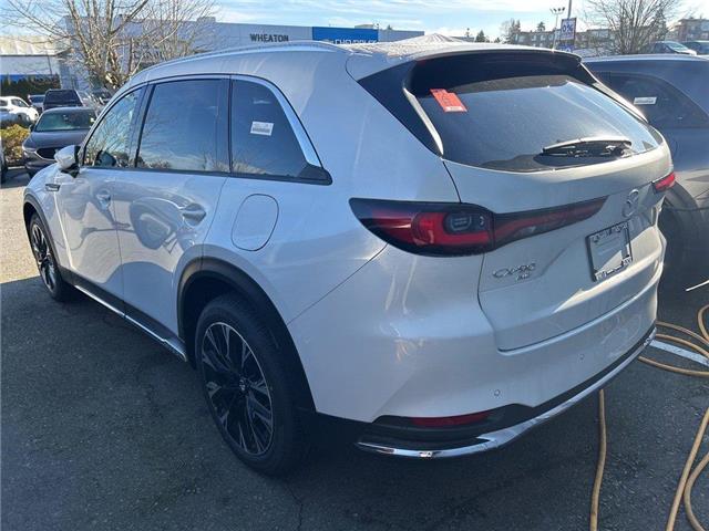2026 Mazda CX-90 PHEV GT (Stk: 373414) in Surrey - Image 3 of 5