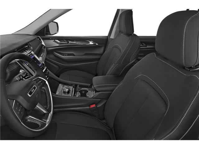 2024 Jeep Grand Cherokee L Laredo (Stk: 30840) in Surrey - Image 6 of 12