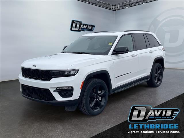 2024 Jeep Grand Cherokee Limited (Stk: 41122) in Lethbridge - Image 1 of 25