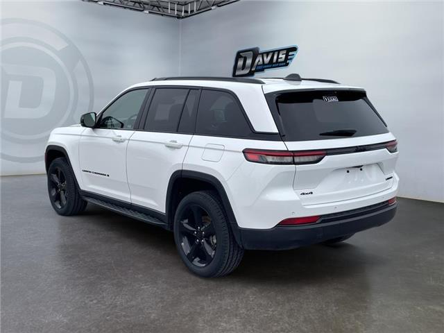 2024 Jeep Grand Cherokee Limited (Stk: 41122) in Lethbridge - Image 3 of 25