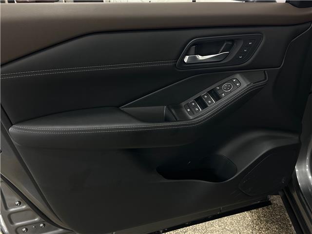2023 Nissan Rogue SL (Stk: 43438J) in Belleville - Image 15 of 27
