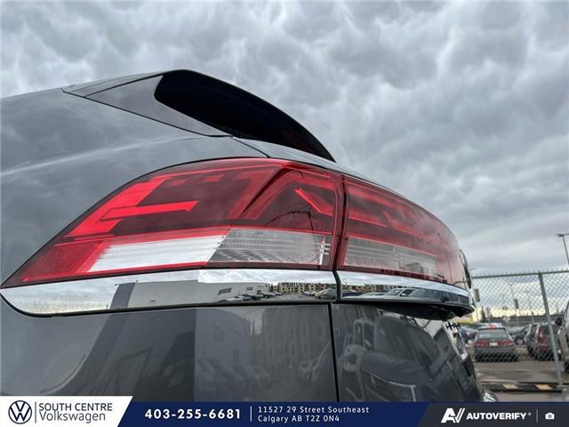 2024 Volkswagen Atlas Cross Sport 2.0 TSI Highline (Stk: SU7728) in Calgary - Image 10 of 23