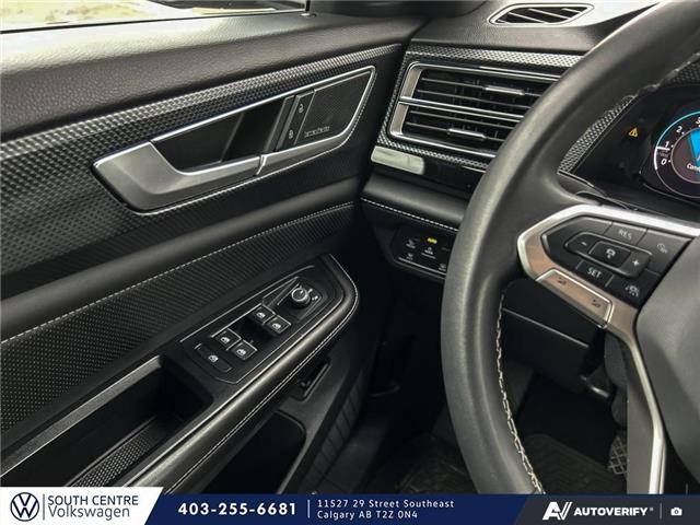 2024 Volkswagen Atlas Cross Sport 2.0 TSI Highline (Stk: SU7728) in Calgary - Image 16 of 23