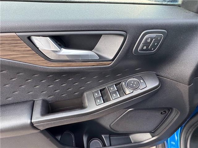 2020 Ford Escape Titanium Hybrid (Stk: PR76036A) in Windsor - Image 15 of 27