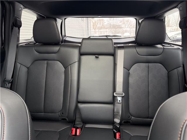 2026 Jeep Cherokee Overland (Stk: 26153) in London - Image 13 of 26