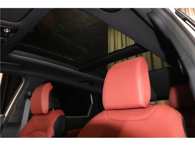 2026 Kia Sportage EX Premium w/Red Interior (Stk: 26949) in Edmonton - Image 13 of 32