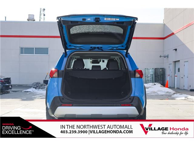 2021 Toyota RAV4 Trail (Stk: SR0542A) in Calgary - Image 9 of 32
