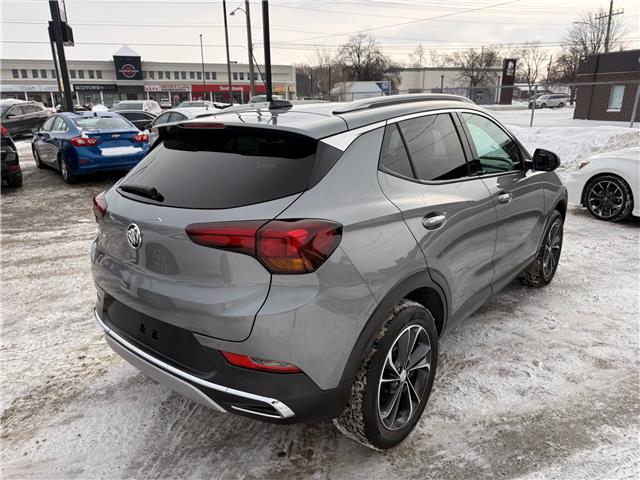 2023 Buick Encore GX Essence in Sarnia - Image 6 of 22