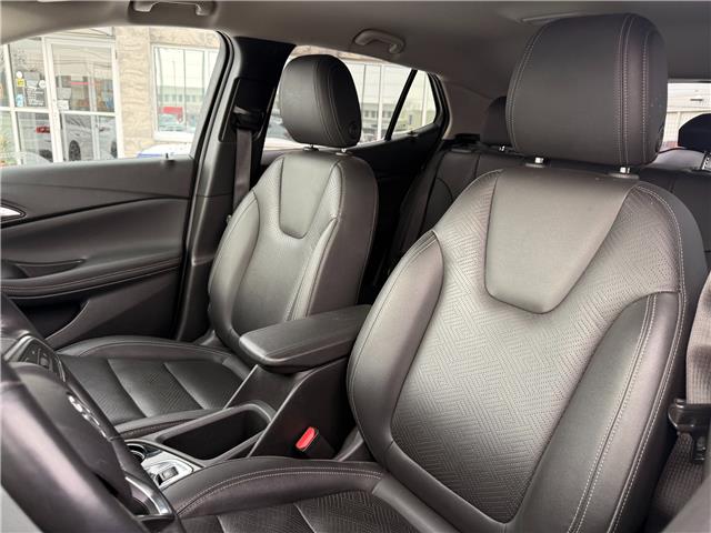 2023 Buick Encore GX Essence in Sarnia - Image 11 of 22