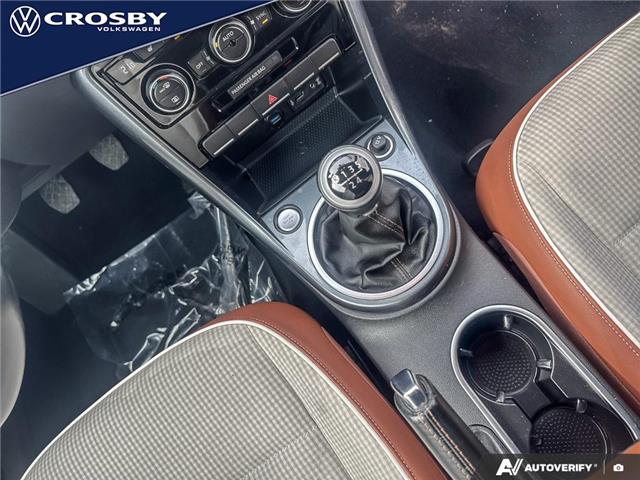 2017 Volkswagen Beetle 1.8 TSI Classic (Stk: 1V3918) in Kitchener - Image 8 of 17 2017 Volkswagen Beetle 1.8 TSI Classic (Stk: 1V3918) in Kitchener - Image 8 of 17