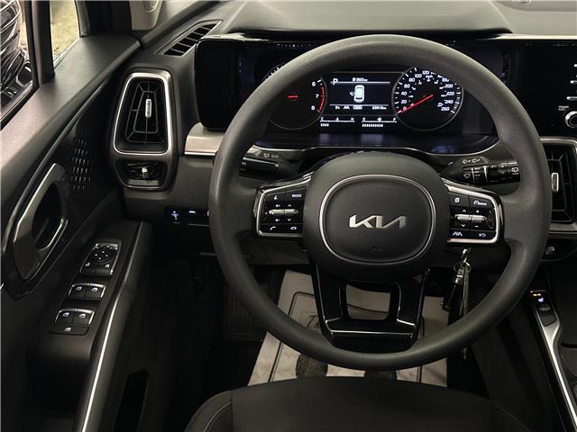 2023 Kia Sorento 2.5L LX+ (Stk: 43470J) in Belleville - Image 13 of 27