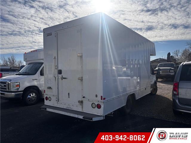 2016 Ford Transit-350 Cab Chassis Base (Stk: 20677) in Lethbridge - Image 4 of 6