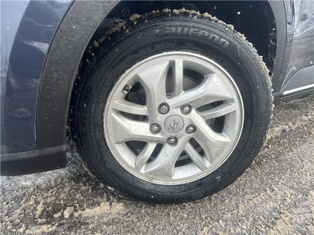 2023 Hyundai Venue Preferred w/Two-Tone (Stk: 16T2230A) in Markham - Image 10 of 30 2023 Hyundai Venue Preferred w/Two-Tone (Stk: 16T2230A) in Markham - Image 10 of 30