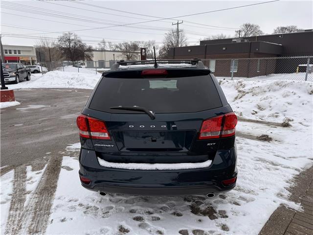 2015 Dodge Journey SXT in Sarnia - Image 7 of 25