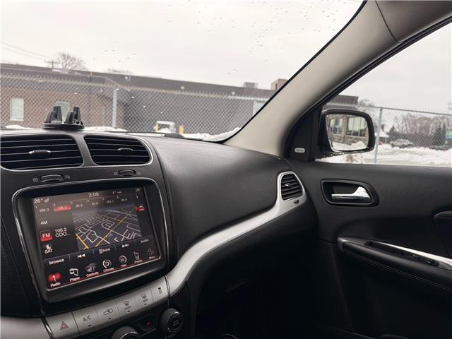 2015 Dodge Journey SXT in Sarnia - Image 14 of 25