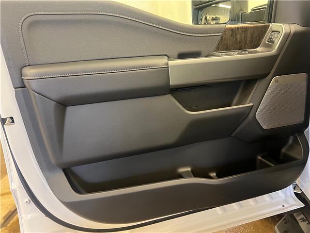 2026 Ford F-350 Lariat (Stk: 26LT9) in St.Paul - Image 3 of 10