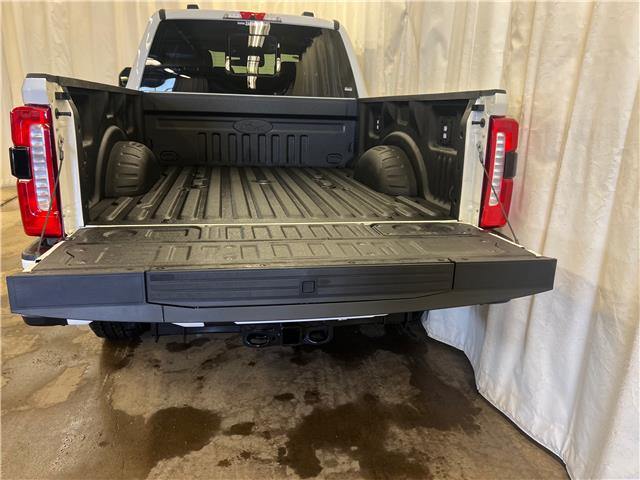 2026 Ford F-350 Lariat (Stk: 26LT9) in St.Paul - Image 9 of 10