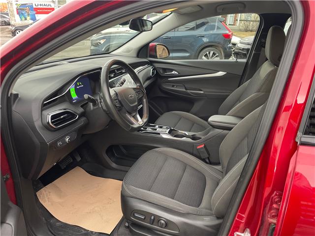 2023 Chevrolet Bolt EUV LT (Stk: R-23CHBRED1664) in Calgary - Image 10 of 12 2023 Chevrolet Bolt EUV LT (Stk: R-23CHBRED1664) in Calgary - Image 10 of 12