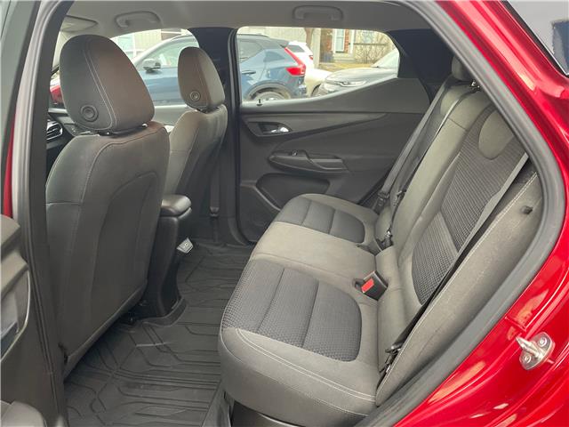 2023 Chevrolet Bolt EUV LT (Stk: R-23CHBRED1664) in Calgary - Image 11 of 12 2023 Chevrolet Bolt EUV LT (Stk: R-23CHBRED1664) in Calgary - Image 11 of 12