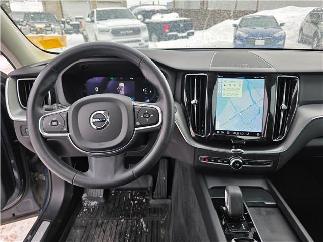 2022 Volvo XC60 B6 Momentum in Kemptville - Image 6 of 17