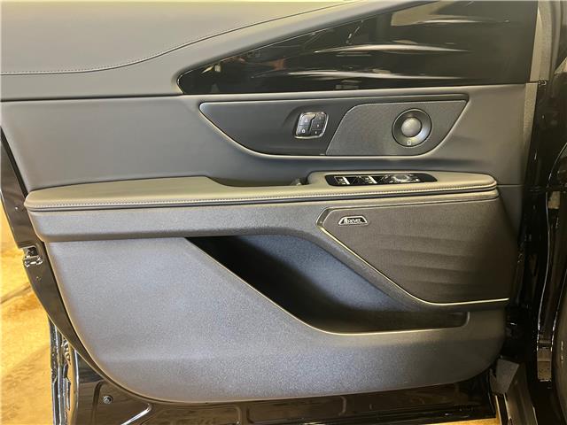 2026 Lincoln Nautilus Premiere (Stk: 25NT44) in St.Paul - Image 3 of 10