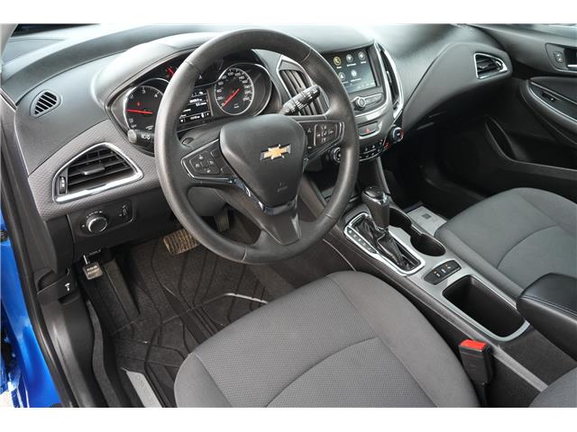 2019 Chevrolet Cruze DIESEL (Stk: 46757U) in Red Deer - Image 11 of 18