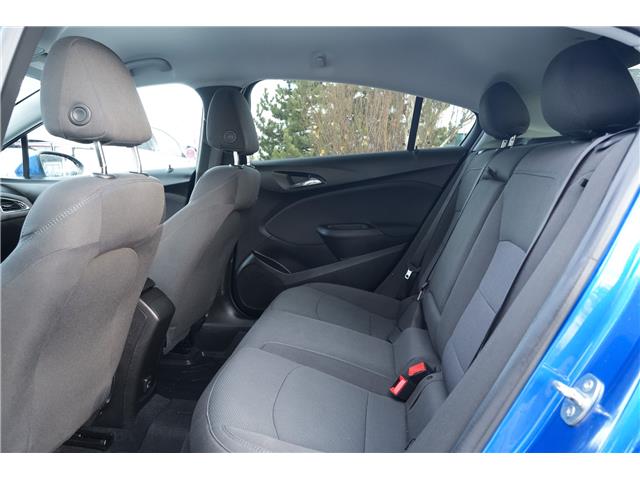 2019 Chevrolet Cruze DIESEL (Stk: 46757U) in Red Deer - Image 17 of 18