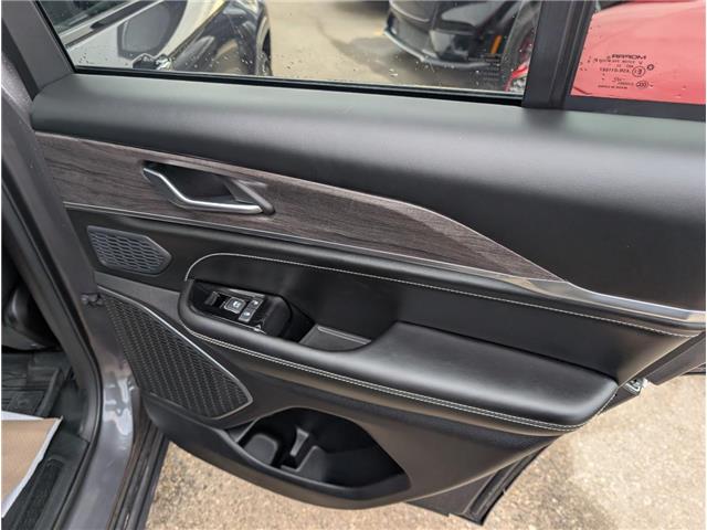 2024 Jeep Grand Cherokee Overland (Stk: 19436) in Calgary - Image 13 of 28