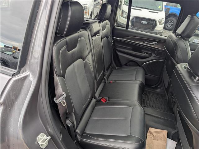 2024 Jeep Grand Cherokee Overland (Stk: 19436) in Calgary - Image 15 of 28