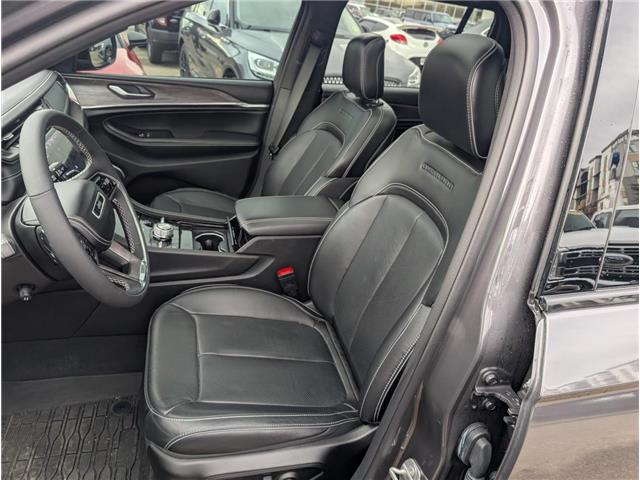 2024 Jeep Grand Cherokee Overland (Stk: 19436) in Calgary - Image 22 of 28