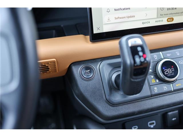 2023 Land Rover Defender X-Dynamic SE (Stk: TL14079) in London - Image 26 of 38