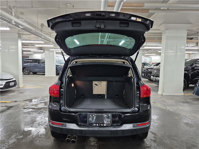 2017 Volkswagen Tiguan Comfortline (Stk: 10U6413) in Markham - Image 30 of 33