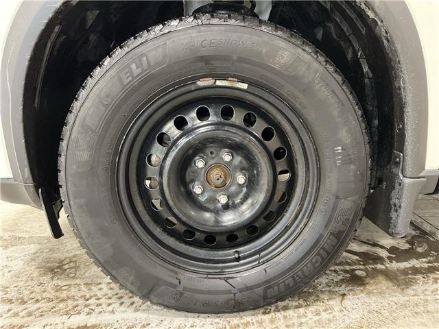 2022 Nissan Rogue (Stk: 14T1735AA) in Markham - Image 11 of 27 2022 Nissan Rogue (Stk: 14T1735AA) in Markham - Image 11 of 27