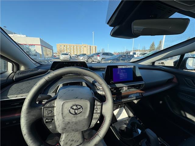 2026 Toyota Prius Plug-In Hybrid SE (Stk: 26132) in Bowmanville - Image 7 of 7