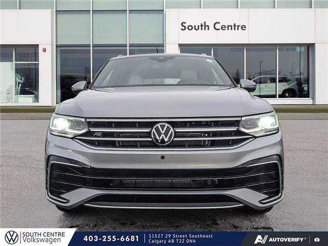 2022 Volkswagen Tiguan Highline R-Line (Stk: ST-216A) in Calgary - Image 2 of 23