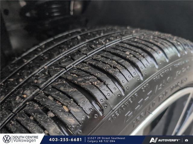 2022 Volkswagen Tiguan Highline R-Line (Stk: ST-216A) in Calgary - Image 7 of 23