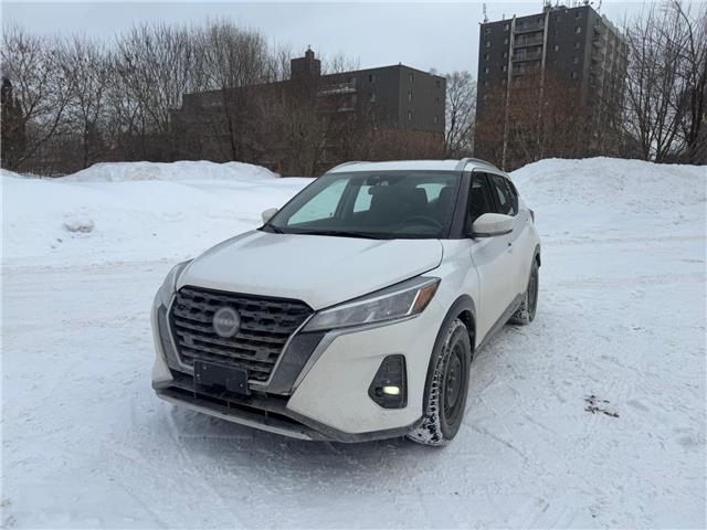 2022 Nissan Kicks SV (Stk: 35704) in London - Image 1 of 12