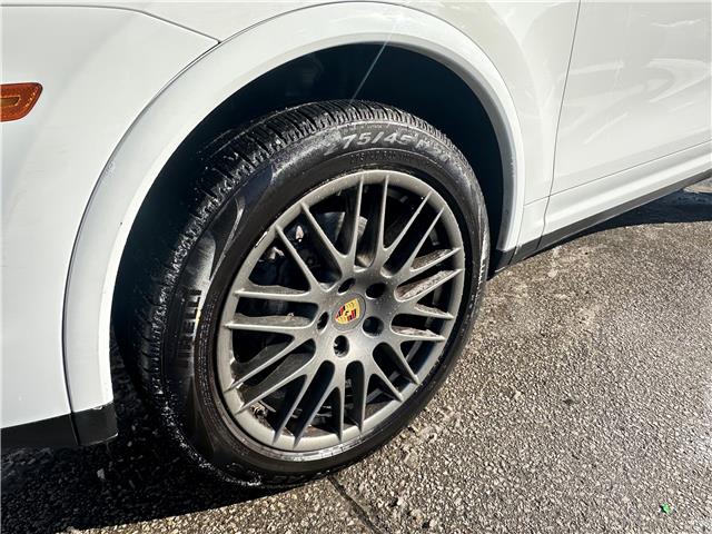 2018 Porsche Cayenne Platinum Edition (Stk: PA05344) in Scarborough - Image 8 of 25