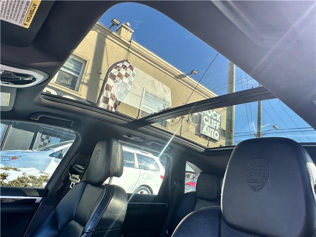 2018 Porsche Cayenne Platinum Edition (Stk: PA05344) in Scarborough - Image 10 of 25