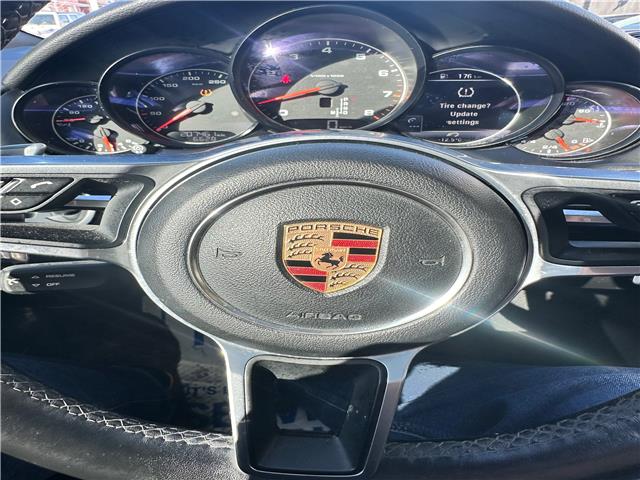 2018 Porsche Cayenne Platinum Edition (Stk: PA05344) in Scarborough - Image 23 of 25