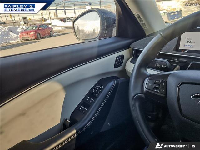 2022 Ford Mustang Mach-E Premium (Stk: P8700) in Dartmouth - Image 15 of 24