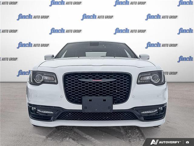 2022 Chrysler 300 S (Stk: 933) in Kitchener - Image 2 of 24