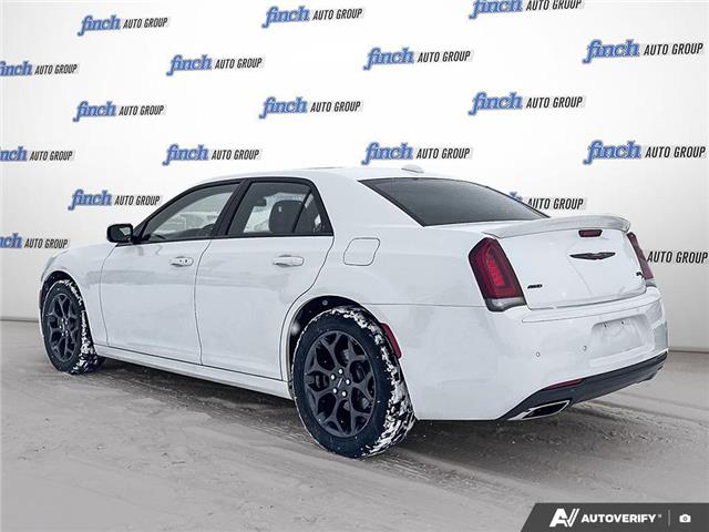 2022 Chrysler 300 S (Stk: 933) in Kitchener - Image 4 of 24