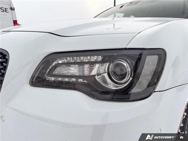 2022 Chrysler 300 S (Stk: 933) in Kitchener - Image 8 of 24
