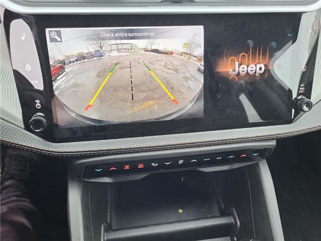 2026 Jeep Cherokee Laredo/Limited (Stk: 260203) in Windsor - Image 15 of 22